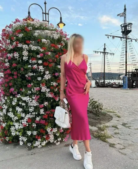 Dorthe, 29