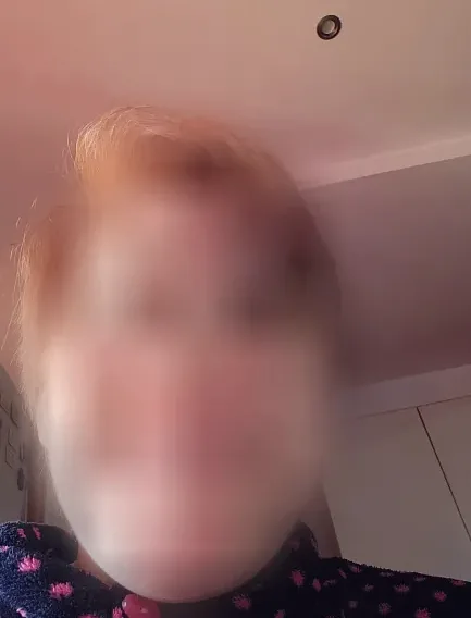 Jette, 38