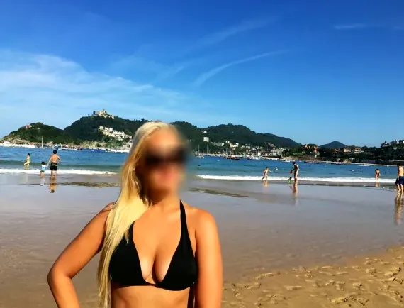 Mariam, 35